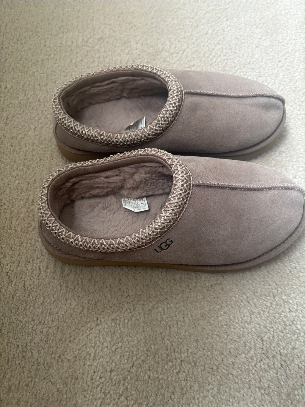 UGG Tasman slip on